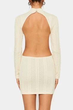 SOLADO Cable Knit Open Back Long Sleeve Mini Dress 13 SOLADO Cable Knit Open Back Long Sleeve Mini Dress -Solado Shop 9.20B ODM 27947 1800x1800