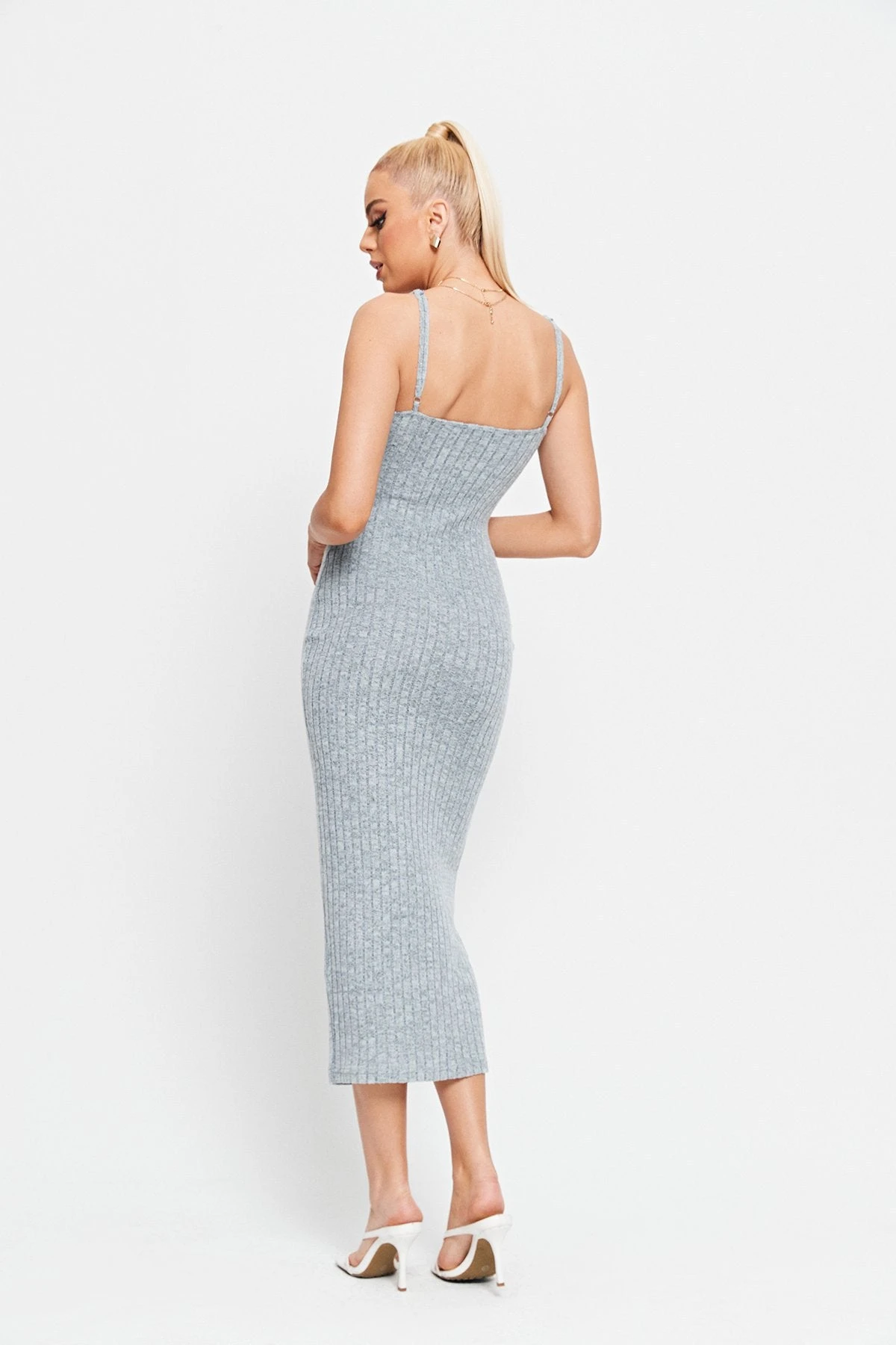 SOLADO Plunging Neck Stripe Knitted Mermaid Midi Dress 4 SOLADO Plunging Neck Stripe Knitted Mermaid Midi Dress - Image 4