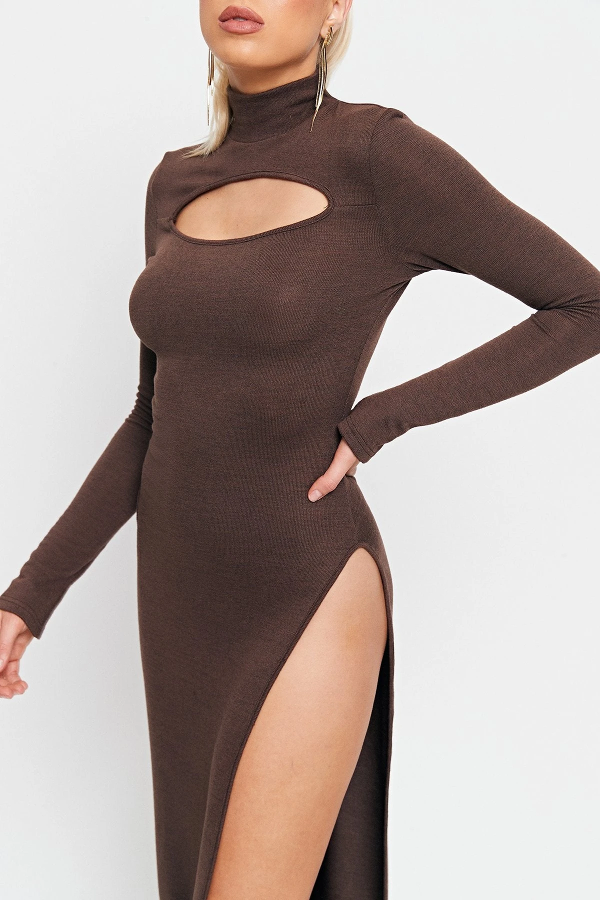 SOLADO High Neck Cut Out Split Hem Long Sleeve Midi Dress 4 SOLADO High Neck Cut Out Split Hem Long Sleeve Midi Dress - Image 4