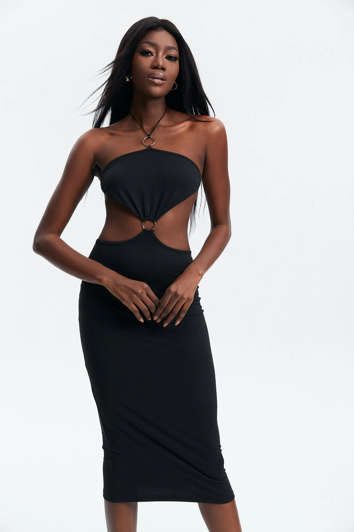 Solado Halter Neck Backless O-ring Front Midi Dress 4 Solado Halter Neck Backless O-ring Front Midi Dress - Image 4